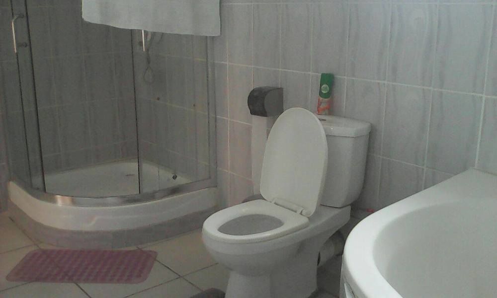 Strand Meadows B&B 哈博罗内 外观 照片